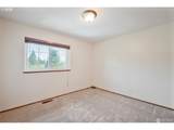 240 St James Pl - Photo 18