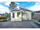1913 30TH St - Photo 23