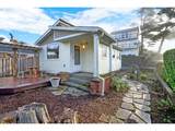 1913 30TH St - Photo 28