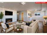 907 18TH St - Photo 14