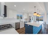 907 18TH St - Photo 22