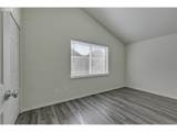 8662 Hyde Park Ln - Photo 19