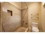 1677 Leslie Ln - Photo 25