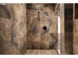 1677 Leslie Ln - Photo 31