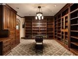 1677 Leslie Ln - Photo 36