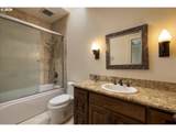 1677 Leslie Ln - Photo 39