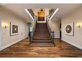 1677 Leslie Ln - Photo 4