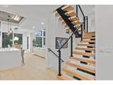 19245 Heightsview Dr - Photo 12