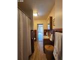 614 Staats Ave - Photo 17