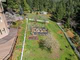 520 Brimstone Rd - Photo 39