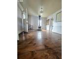 303 Oregon St - Photo 10