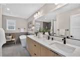 5551 Steele St - Photo 14