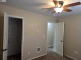 1113 Manzanita Way - Photo 14