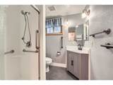 863 Fleming Ave - Photo 15