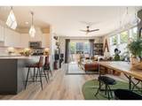 425 Bryant St - Photo 16
