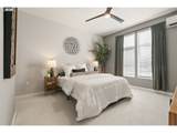 425 Bryant St - Photo 25