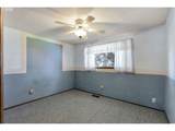 13775 Bonnie Brae St - Photo 11