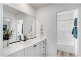 561 Spring Blvd - Photo 18