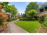 205 Montgomery St - Photo 29