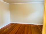 1104 Columbia St - Photo 7