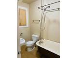 1104 Columbia St - Photo 8