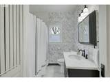 2123 52ND Ave - Photo 11