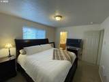 3413 Maple Ln - Photo 11