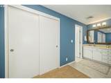 933 44TH St - Photo 19