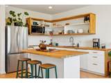 5232 Williams Ave - Photo 9
