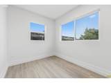 1124 81ST Ave - Photo 13
