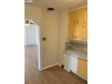 218 19TH St - Photo 17