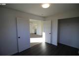 186 Rainbow Ave - Photo 6
