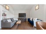 1320 Ingersoll St - Photo 17