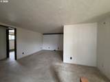 1375 Fenwick St - Photo 11