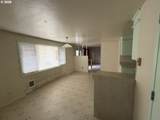 1375 Fenwick St - Photo 18