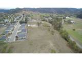 415 Neal Ln - Photo 4