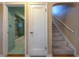403 9TH St - Photo 20