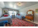 403 9TH St - Photo 26