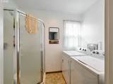 2075 Laurel Ave - Photo 20