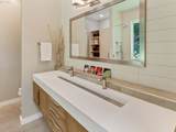 5912 Yamhill St - Photo 32