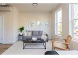5330 Milwaukie Ave - Photo 2