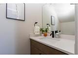 5330 Milwaukie Ave - Photo 9