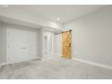1450 Davenport St - Photo 18