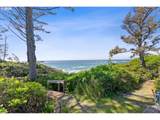 8900 Sea Crest Ln - Photo 12