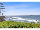 8900 Sea Crest Ln - Photo 16