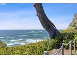 8900 Sea Crest Ln - Photo 17