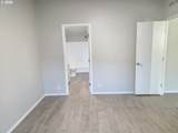 906 River Bend Rd - Photo 21