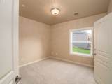 976 Southwater Dr - Photo 19