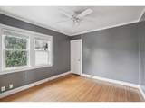 3220 33RD Ave - Photo 17