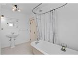 322 C St - Photo 27